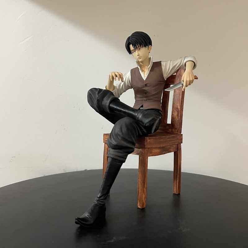 Figura de Levi Ackerman de Att - Anime Merchandise Box avaliação e preço