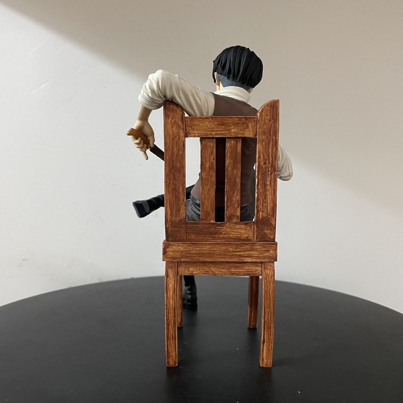 Figura de Levi Ackerman de Att - Anime Merchandise Box avaliação e preço